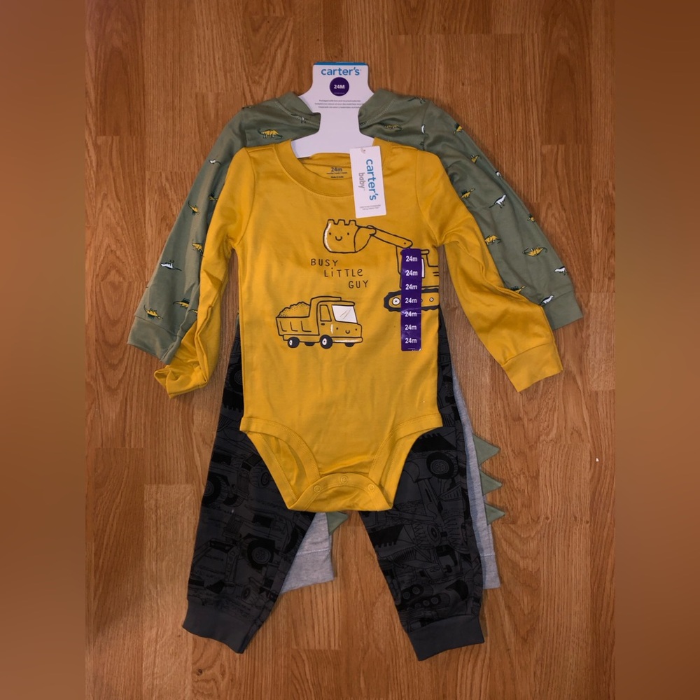 Carters 4-Piece Set